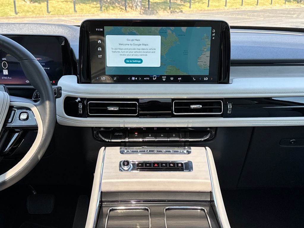 Used 2025 Lincoln Aviator Reserve w/ Equipment Group 201A AWD/4WD image 20