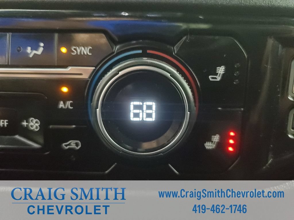 Used 2024 Chevrolet Silverado 1500 LT w/ Convenience Package II AWD/4WD image 29