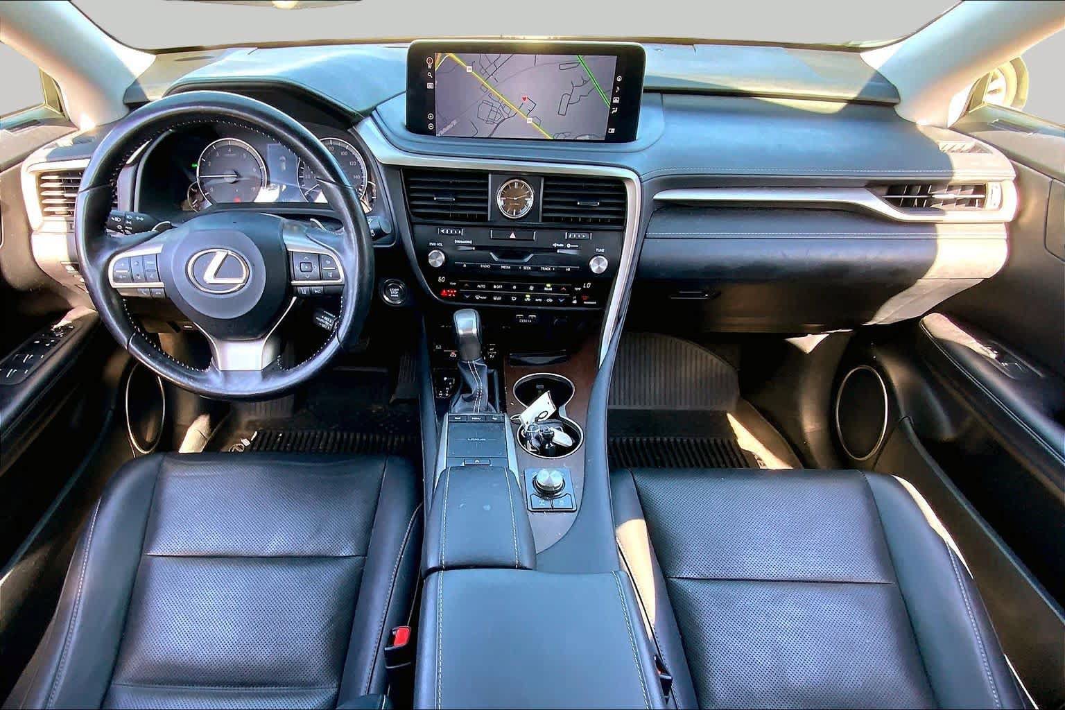 Used 2020 Lexus RX 350L Premium w/ Premium Package AWD/4WD image 16