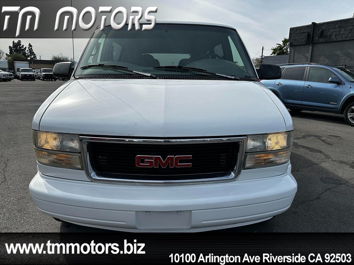 Used 2000 GMC Safari Passenger w/ Sle Marketing Option Pkg 2 RWD image 2