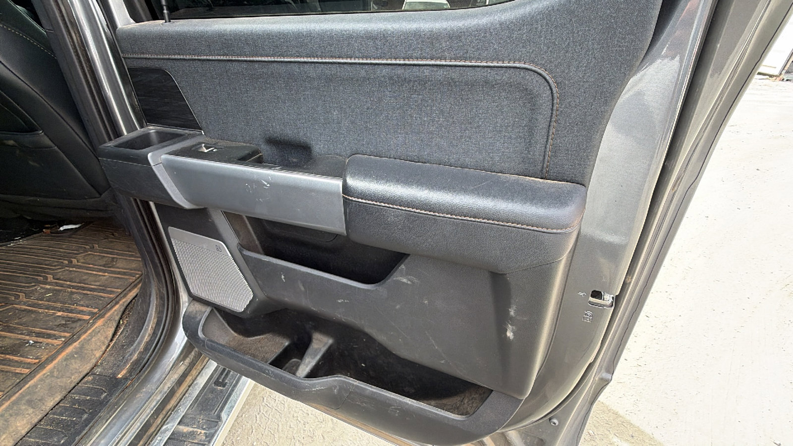 Used 2024 Ford F150 Lariat image 19