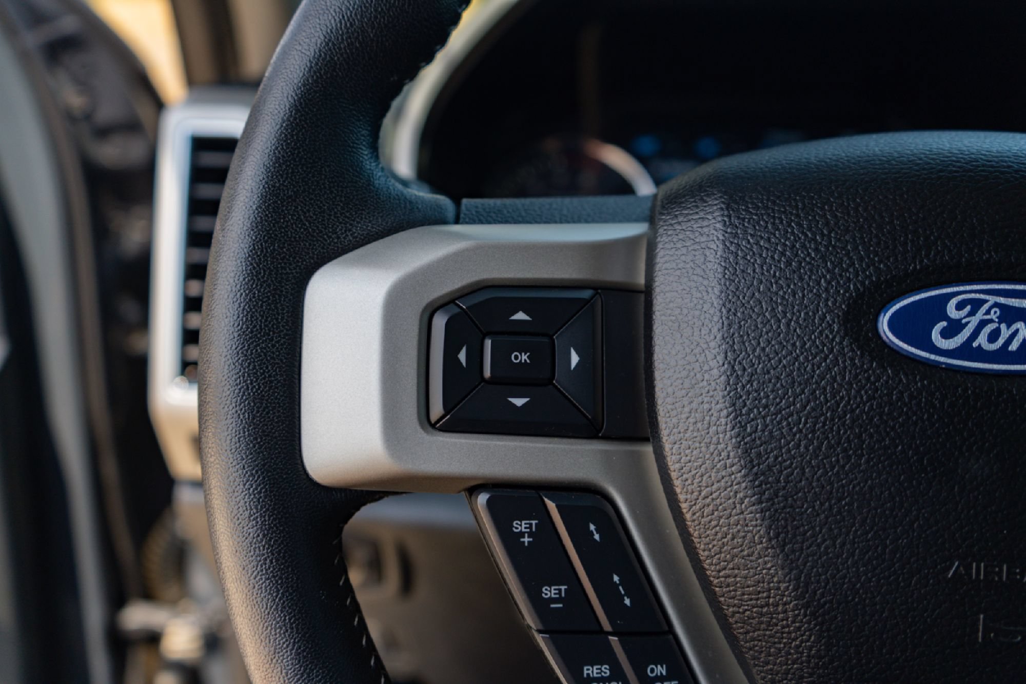 Used 2021 Ford F250 Lariat AWD/4WD image 13