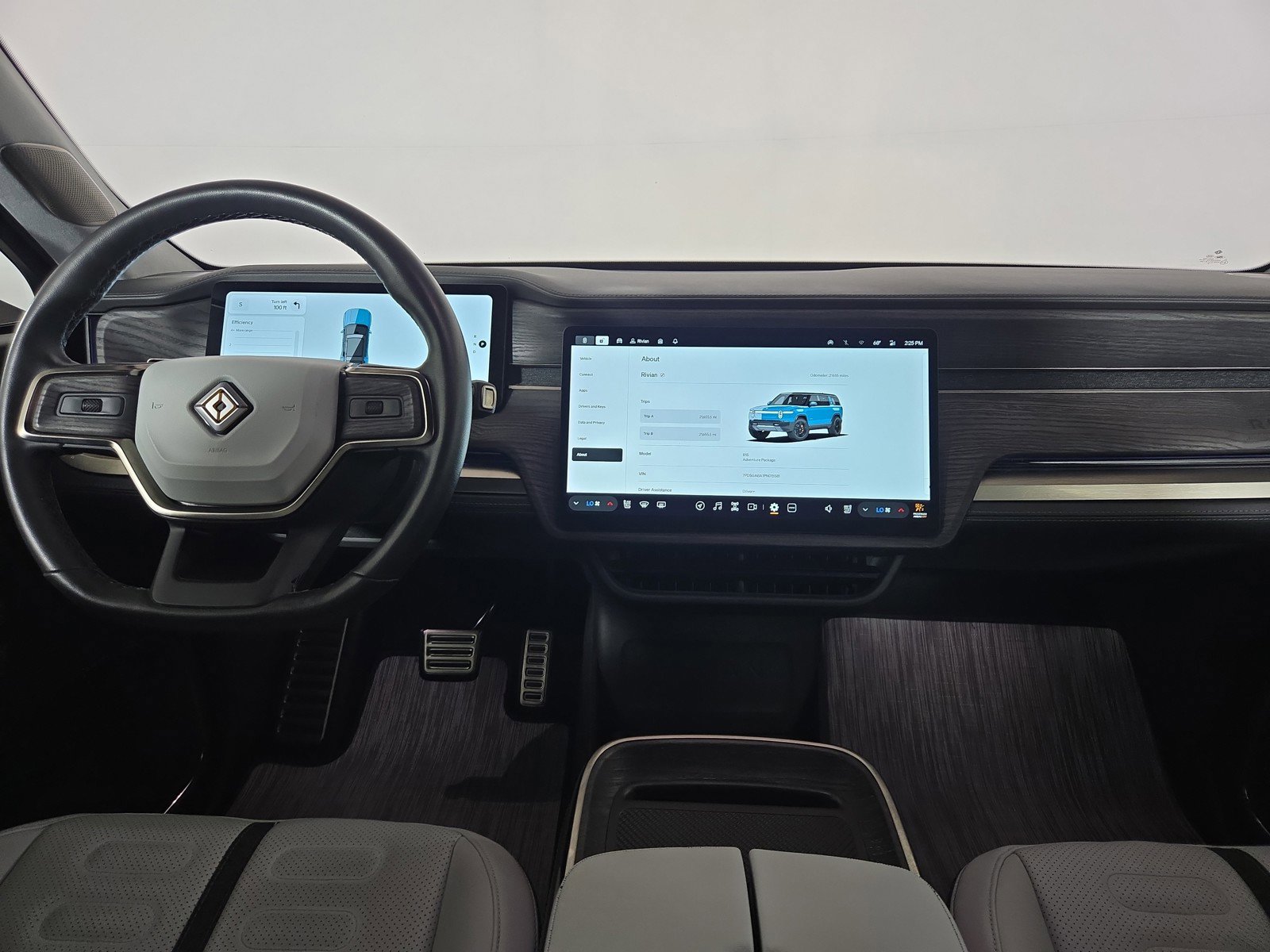 Used 2023 Rivian R1S Adventure AWD/4WD image 27