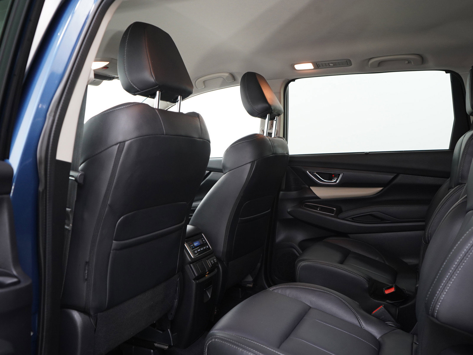 Used 2022 Subaru Ascent Limited image 21