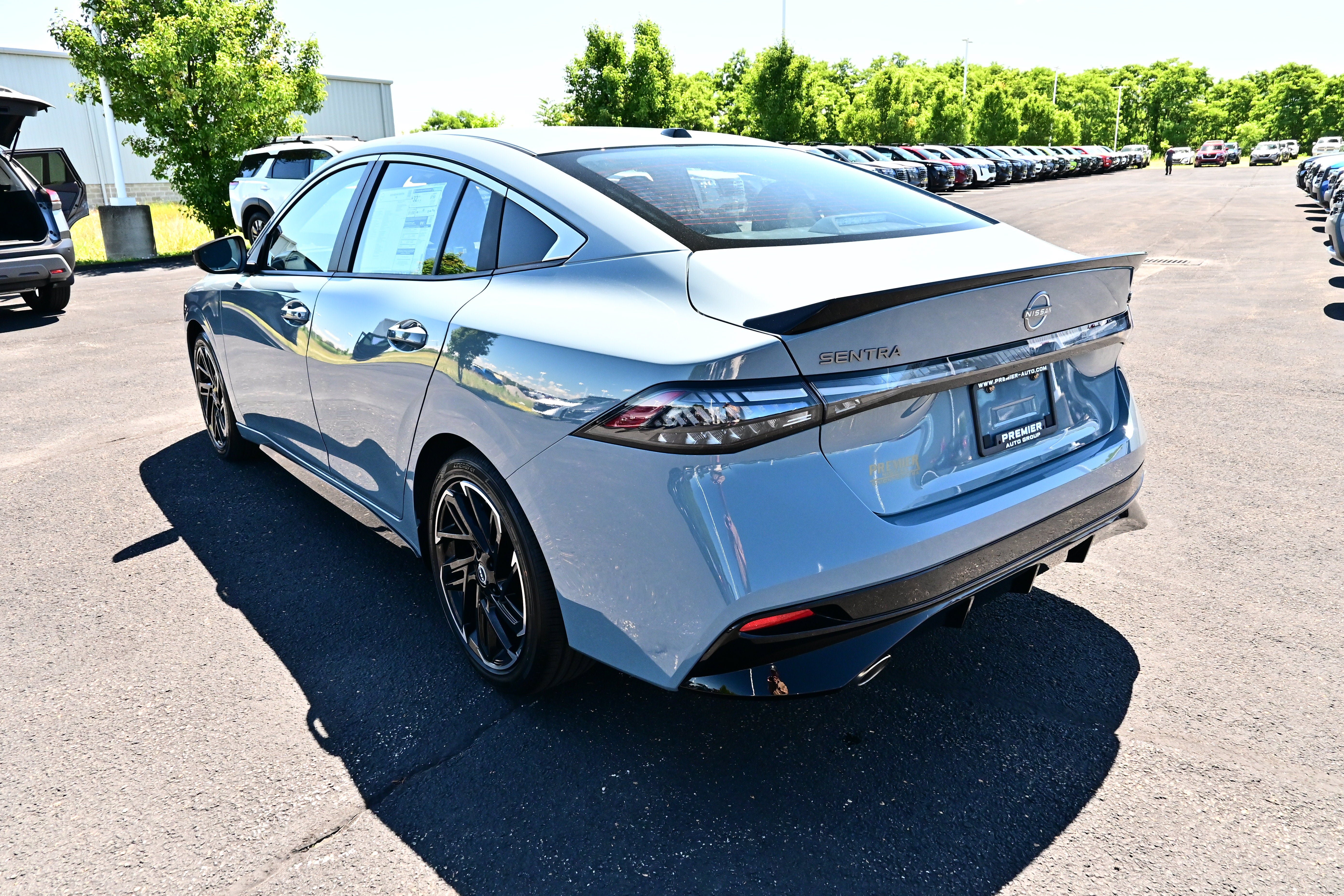 New 2026 Nissan Sentra SR FWD image 8