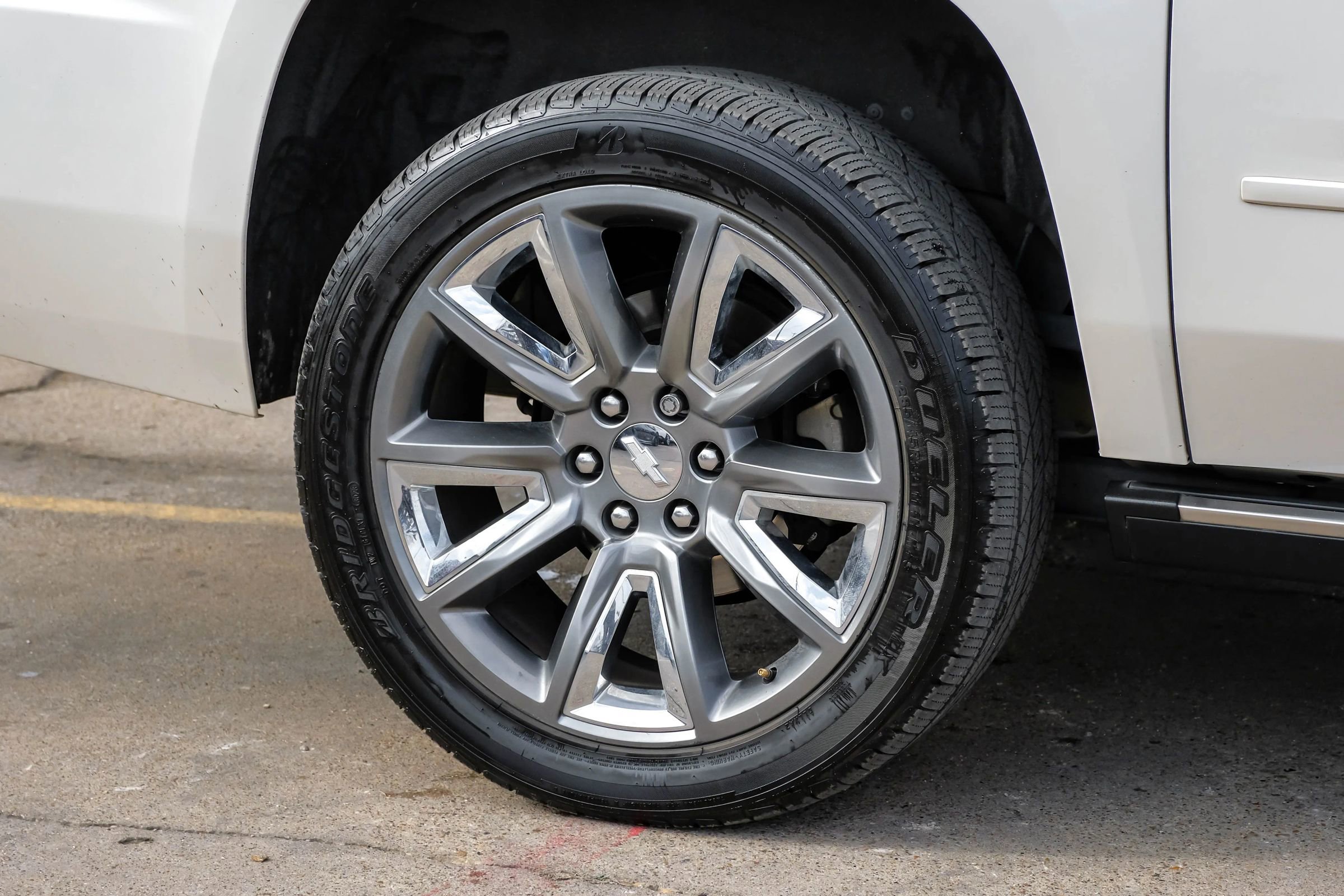 Used 2015 Chevrolet Suburban LTZ image 66