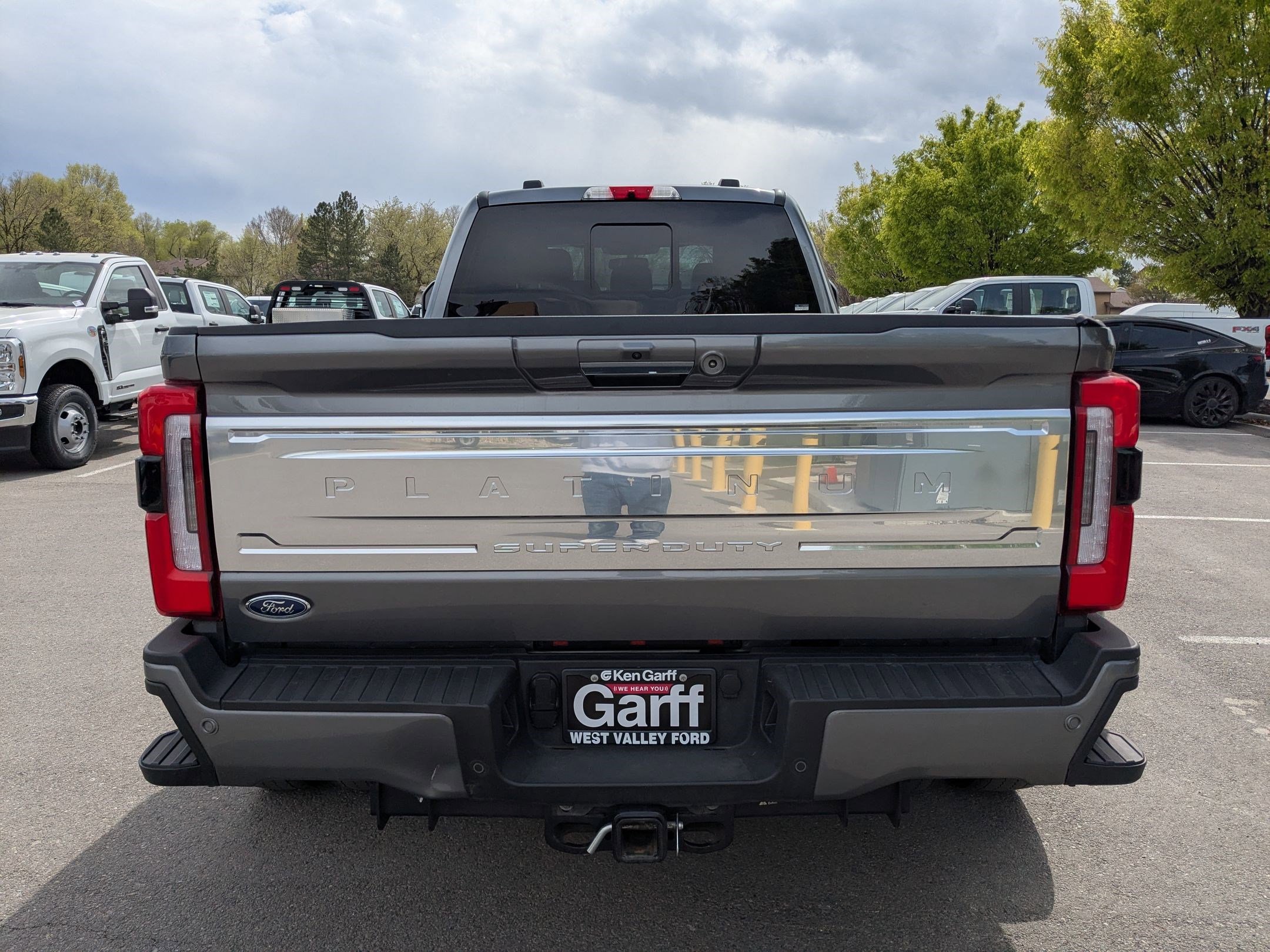 Used 2024 Ford F450 Platinum image 5