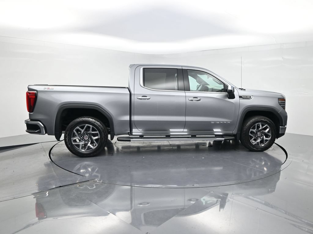 Used 2025 GMC Sierra 1500 SLT w/ SLT Premium Package AWD/4WD image 4