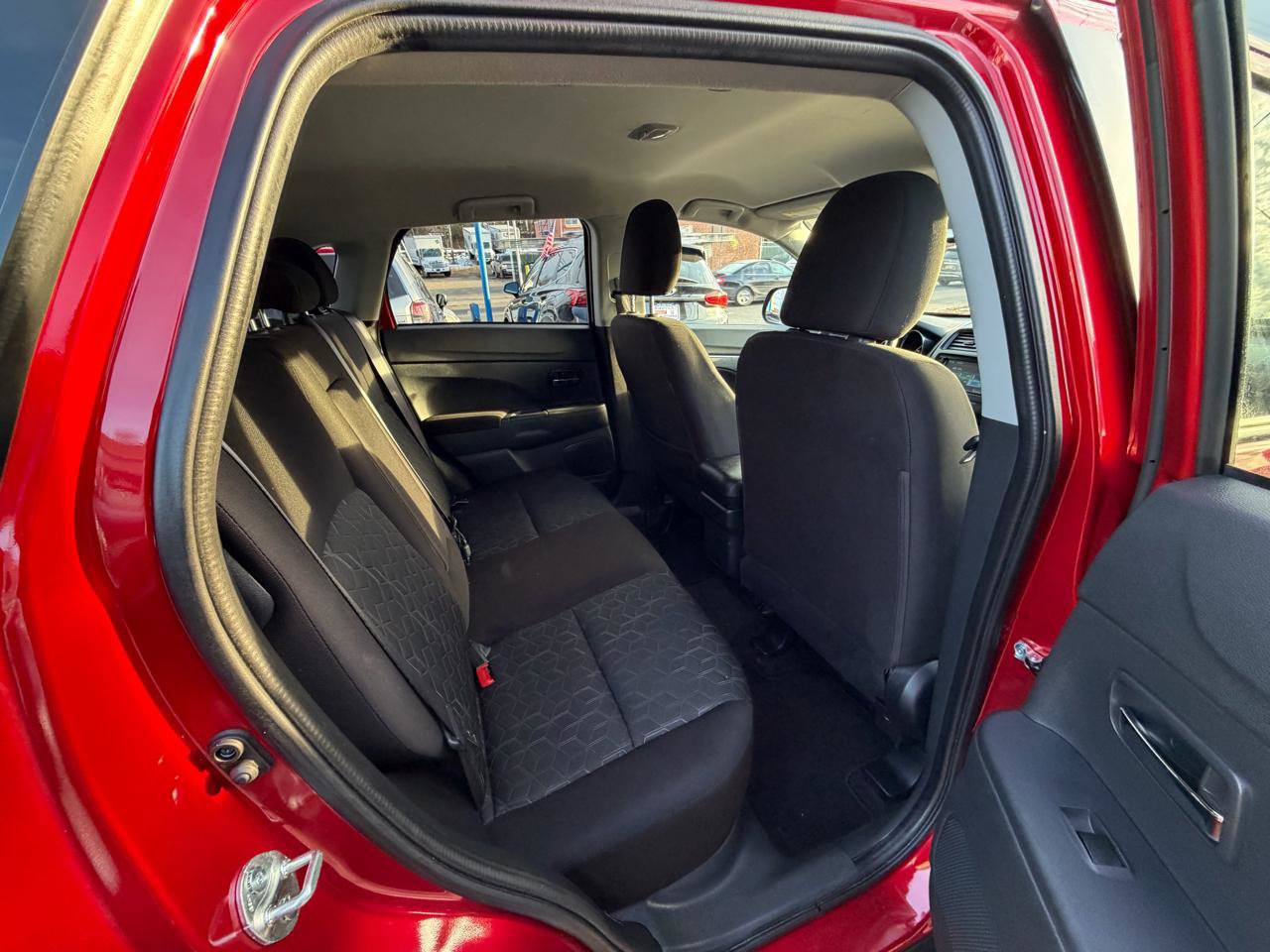 Used 2024 Mitsubishi Outlander Sport ES image 19