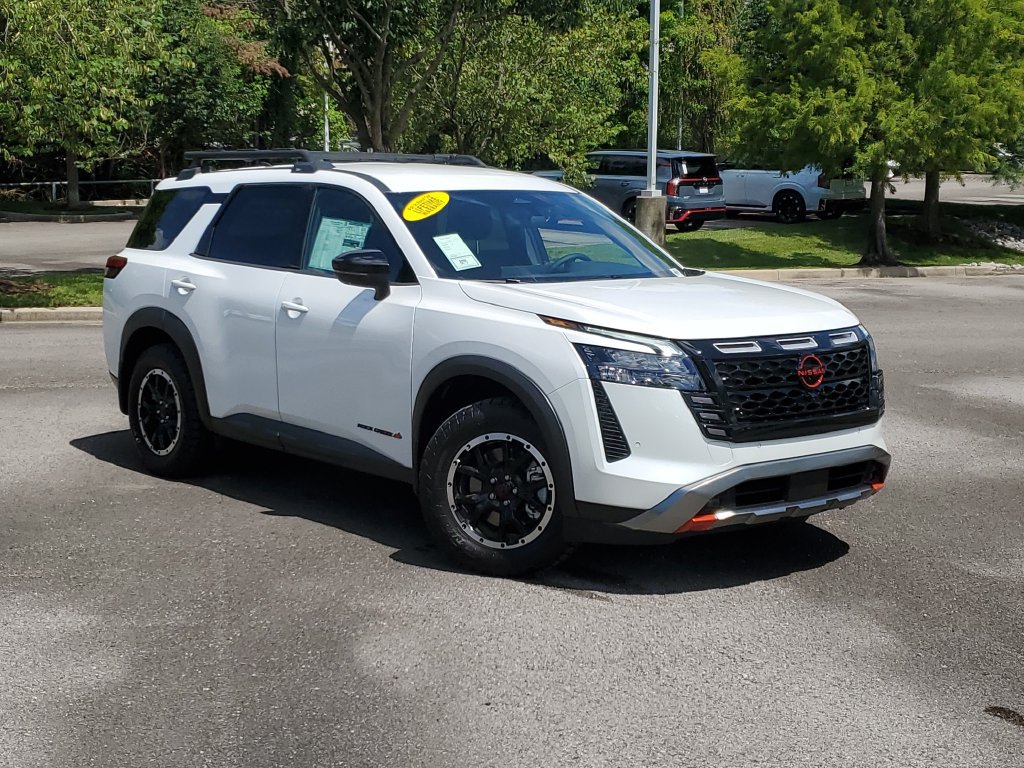 New 2026 Nissan Pathfinder Rock Creek AWD/4WD image 32
