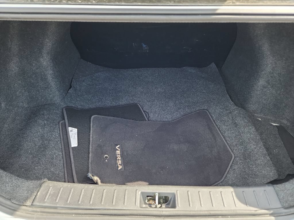 Used 2023 Nissan Versa S FWD image 39