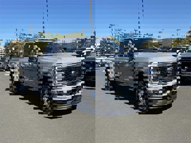 New 2026 Ford F350 Platinum image 1