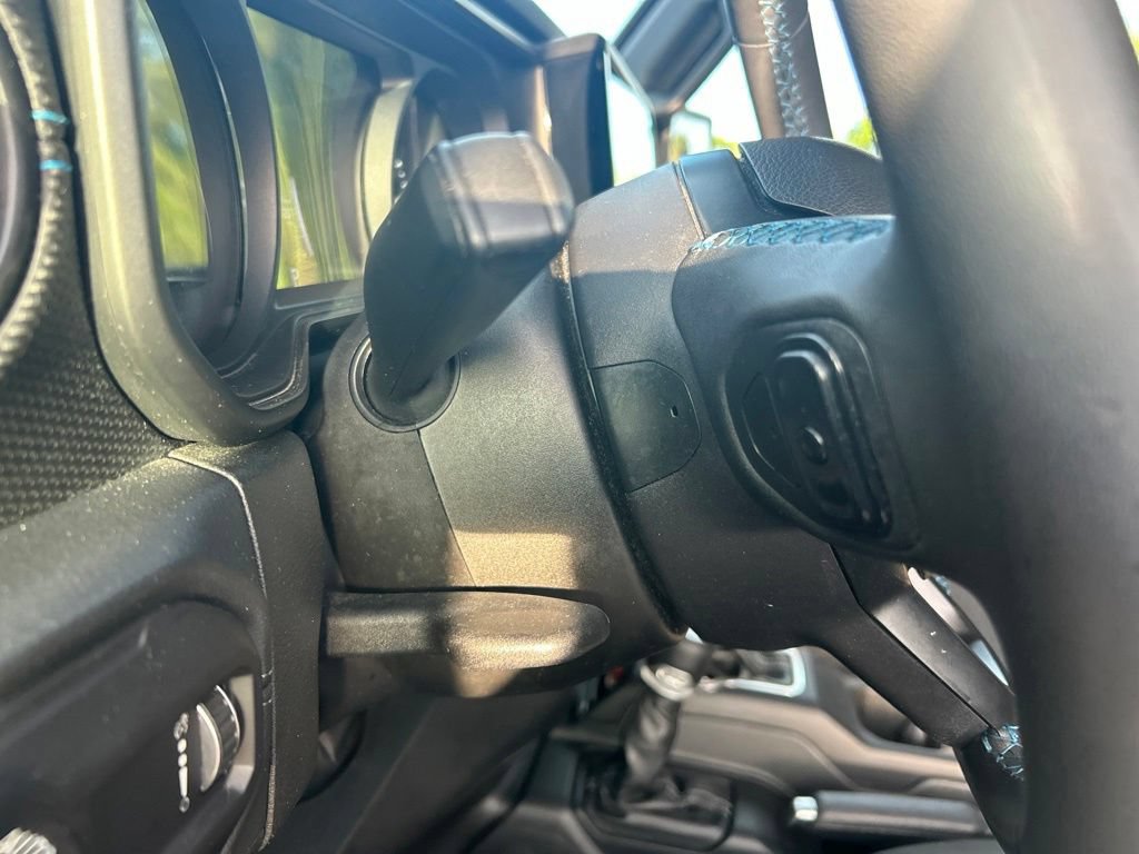 Used 2024 Jeep Wrangler Unlimited Rubicon 4xe AWD/4WD image 36