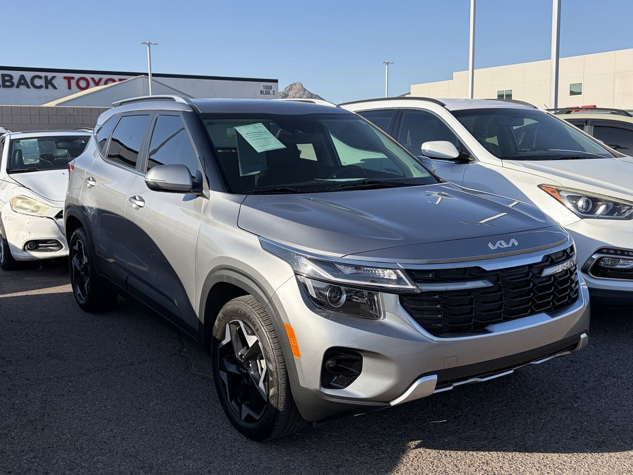 Used 2025 Kia Seltos EX FWD image 1