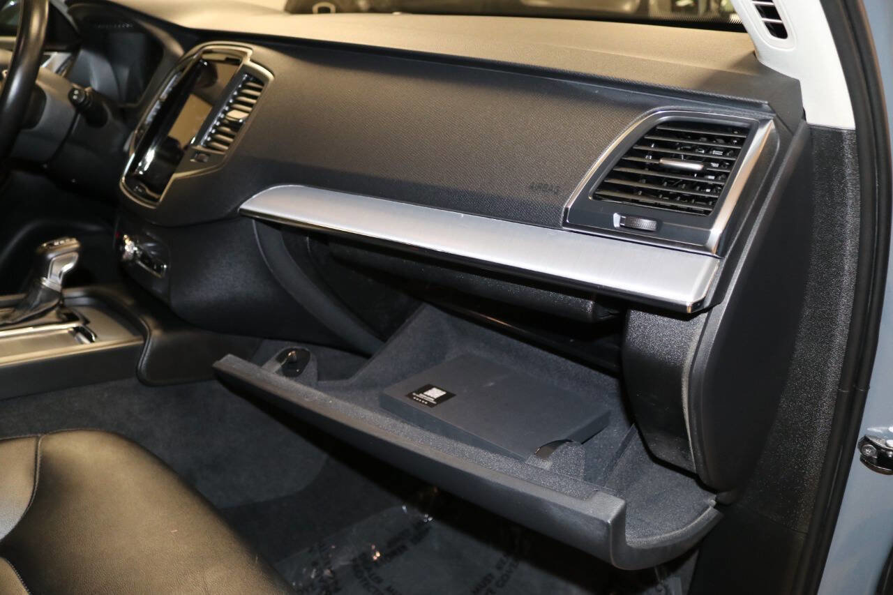 Used 2022 Volvo XC90 T5 Momentum AWD/4WD image 71