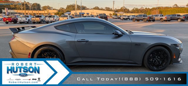 Used 2024 Ford Mustang GT Premium w/ GT Performance Package image 5