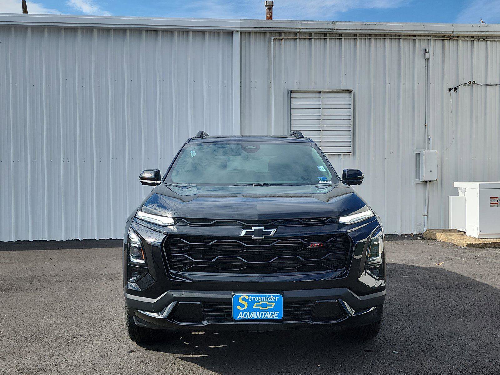 New 2026 Chevrolet Equinox RS w/ Safety and Technology Package FWD image 8