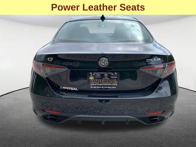 Used 2024 Alfa Romeo Giulia Veloce AWD/4WD image 12