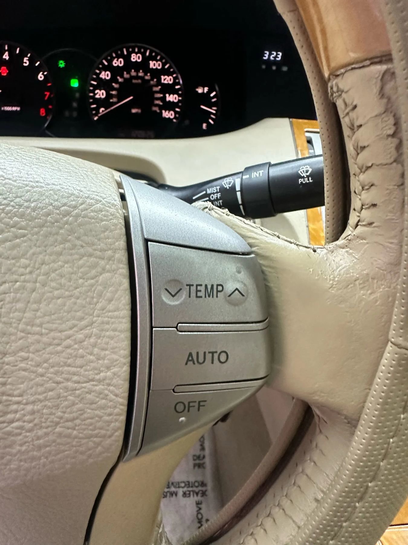 Used 2006 Toyota Avalon XLS image 13