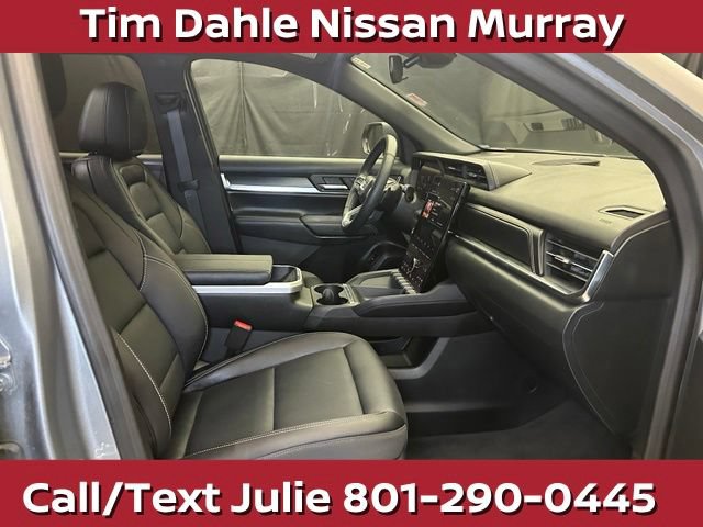Used 2026 GMC Terrain Elevation w/ Elevation Premium Package AWD/4WD image 14