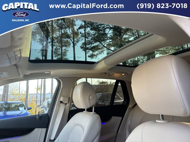 Used 2022 Mercedes-Benz GLC 300 image 21