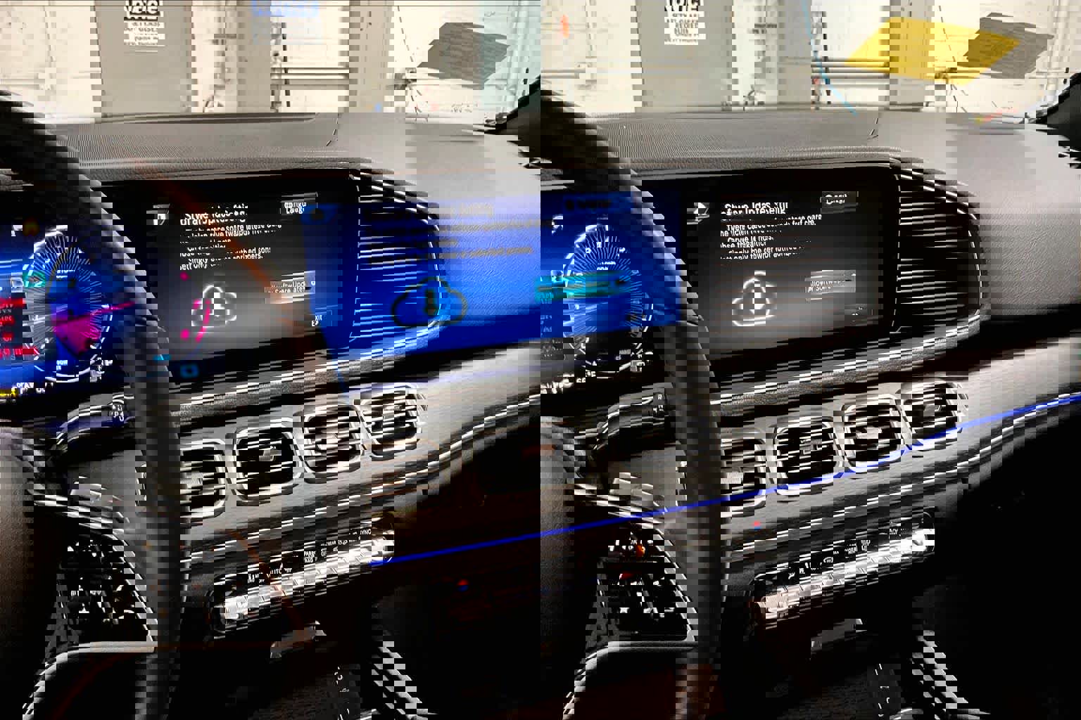 Used 2024 Mercedes-Benz GLE 350 4MATIC image 7