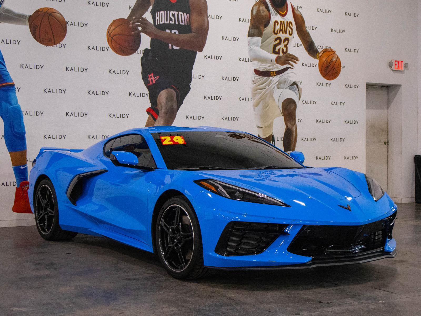 Used 2024 Chevrolet Corvette Stingray Premium Cpe w/ Z51 Performance Package RWD image 15