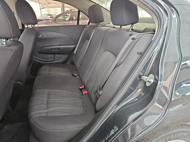 Used 2015 Chevrolet Sonic LT image 9