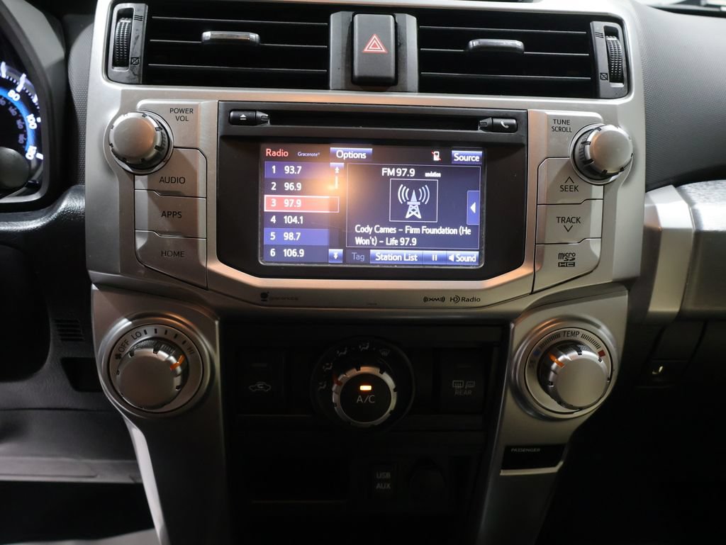 Used 2018 Toyota 4Runner SR5 Premium AWD/4WD image 25