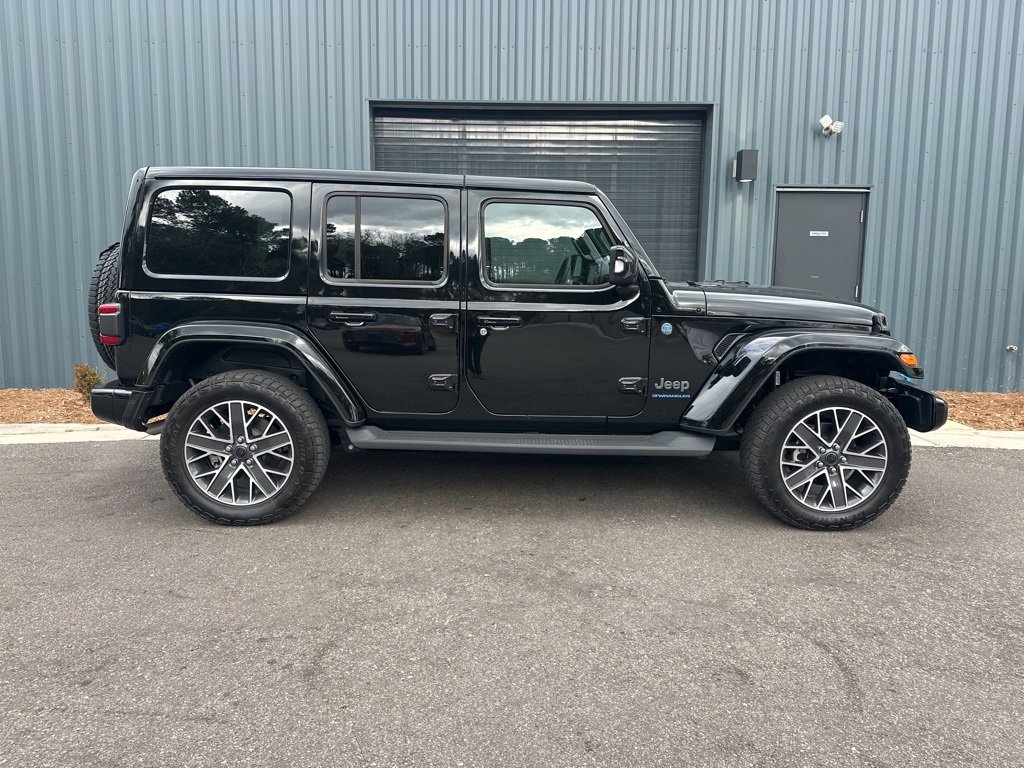 Used 2024 Jeep Wrangler High Altitude image 4