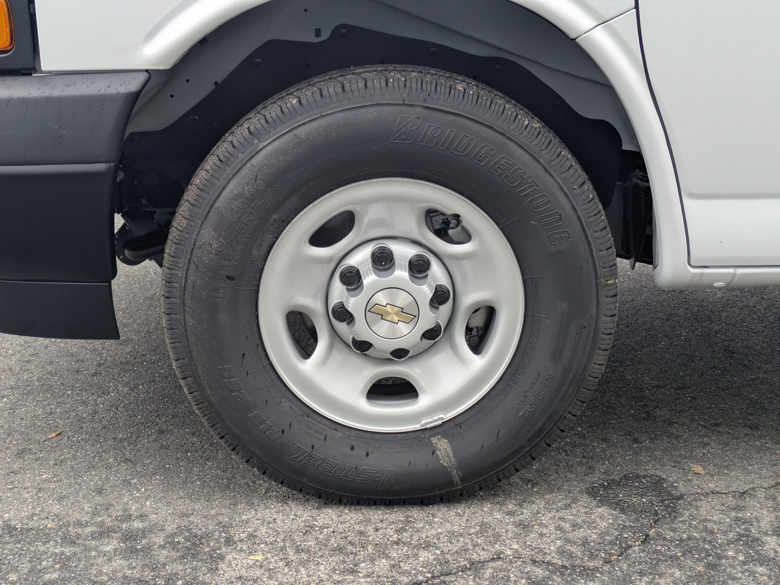 New 2025 Chevrolet Express 2500 LS w/ Driver Convenience Package RWD image 11