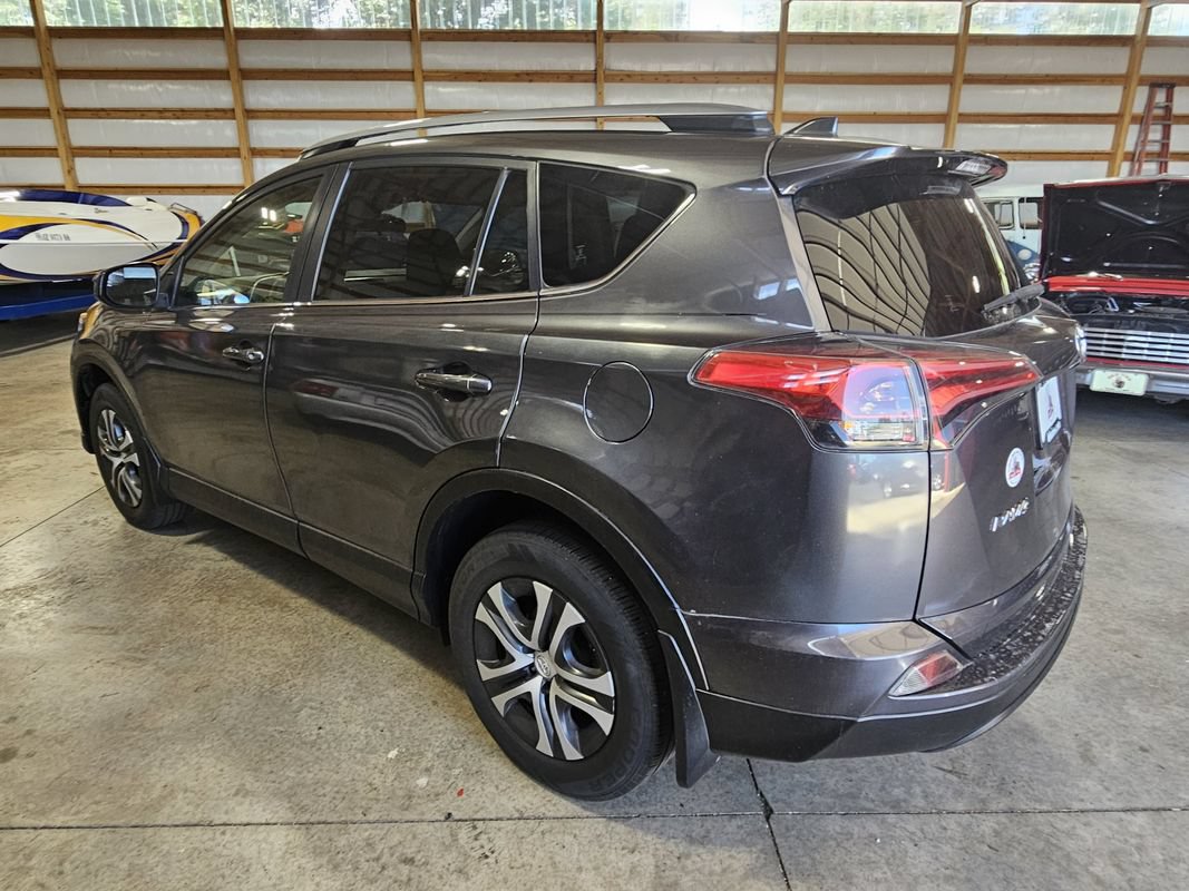 Used 2018 Toyota RAV4 LE w/ All Weather Liner Package AWD/4WD image 6