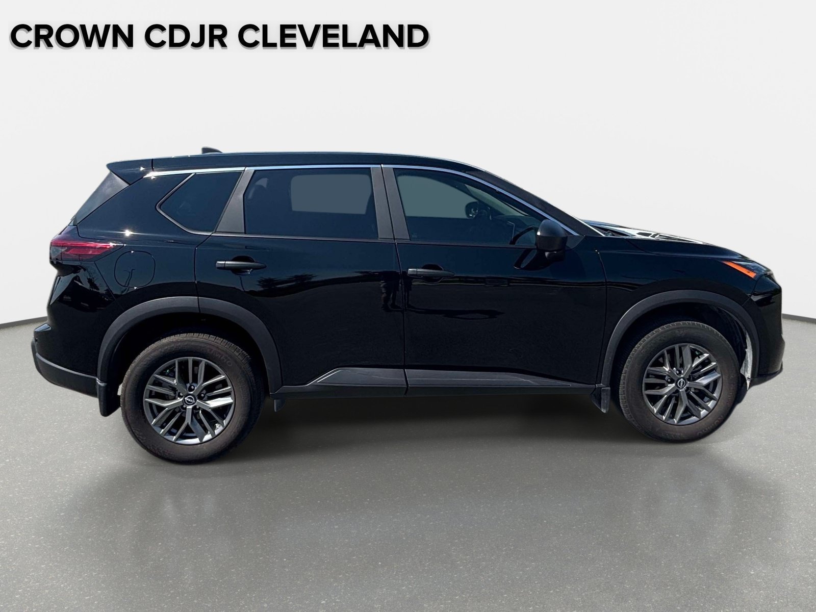 Used 2026 Nissan Rogue S FWD image 49