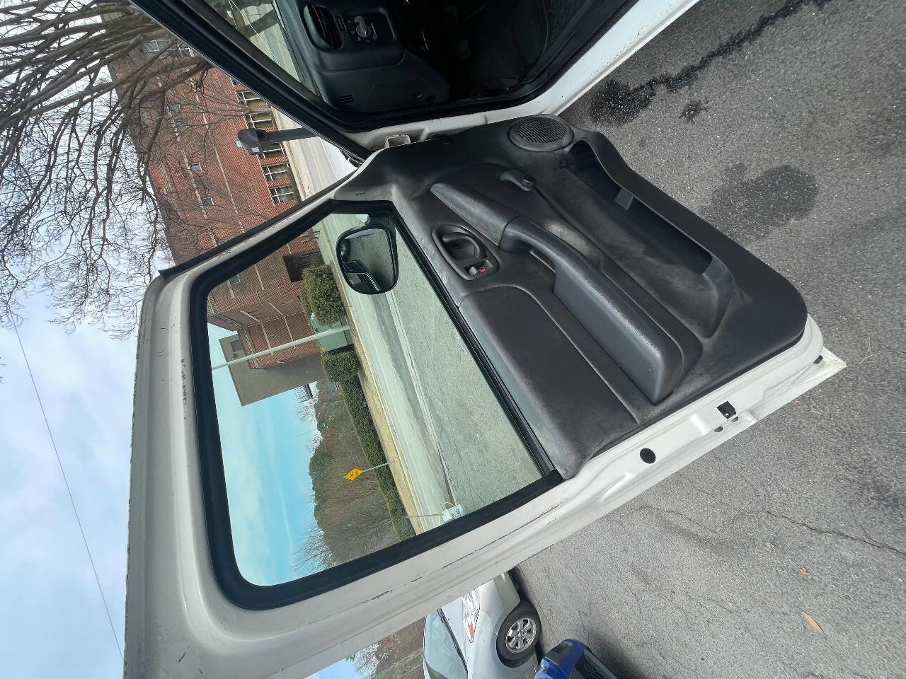 Used 1999 Chevrolet S10 Pickup 2WD Regular Cab image 11