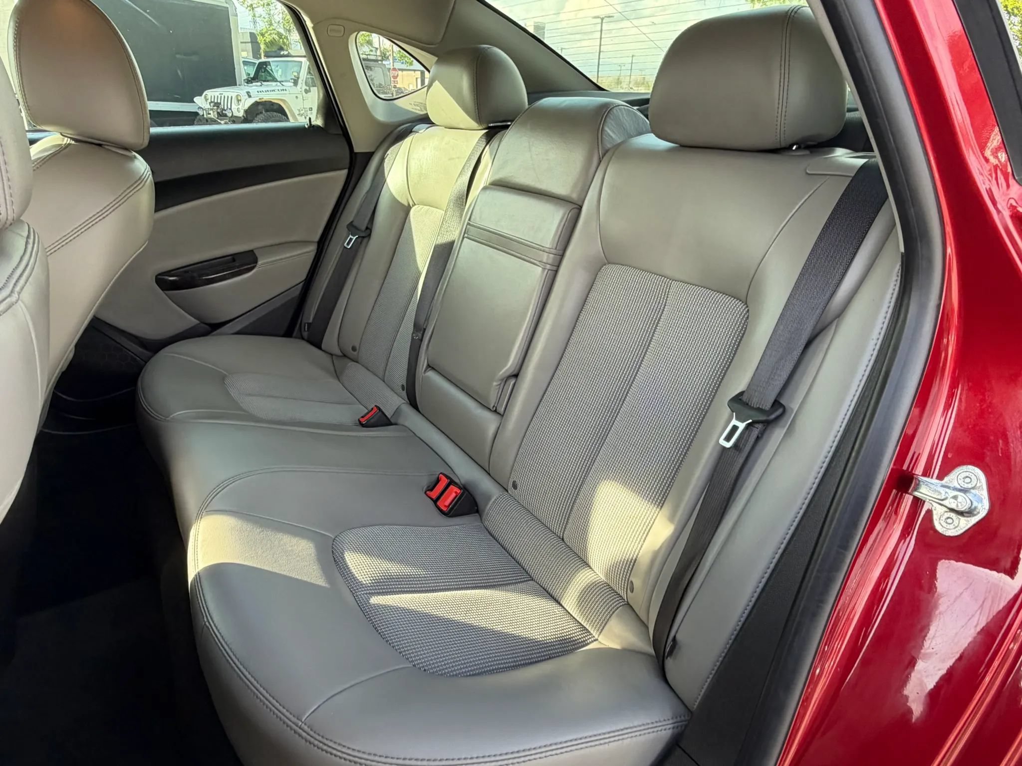 Used 2015 Buick Verano FWD image 18