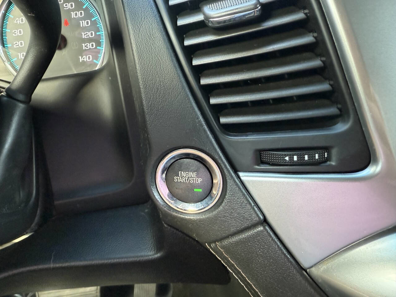 Used 2017 Chevrolet Suburban Premier image 19