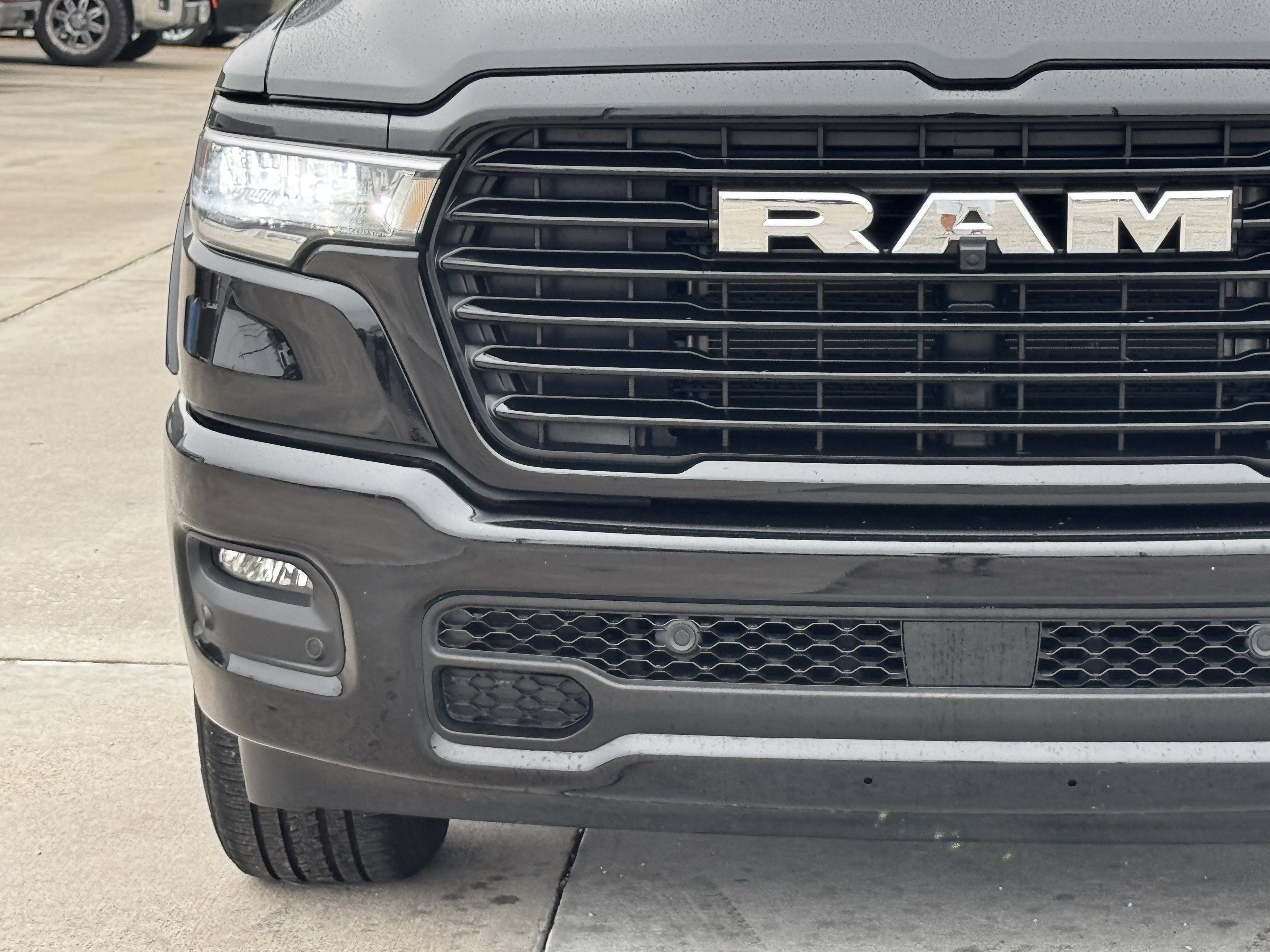 Used 2025 RAM 1500 Laramie w/ Sport Appearance Package image 6