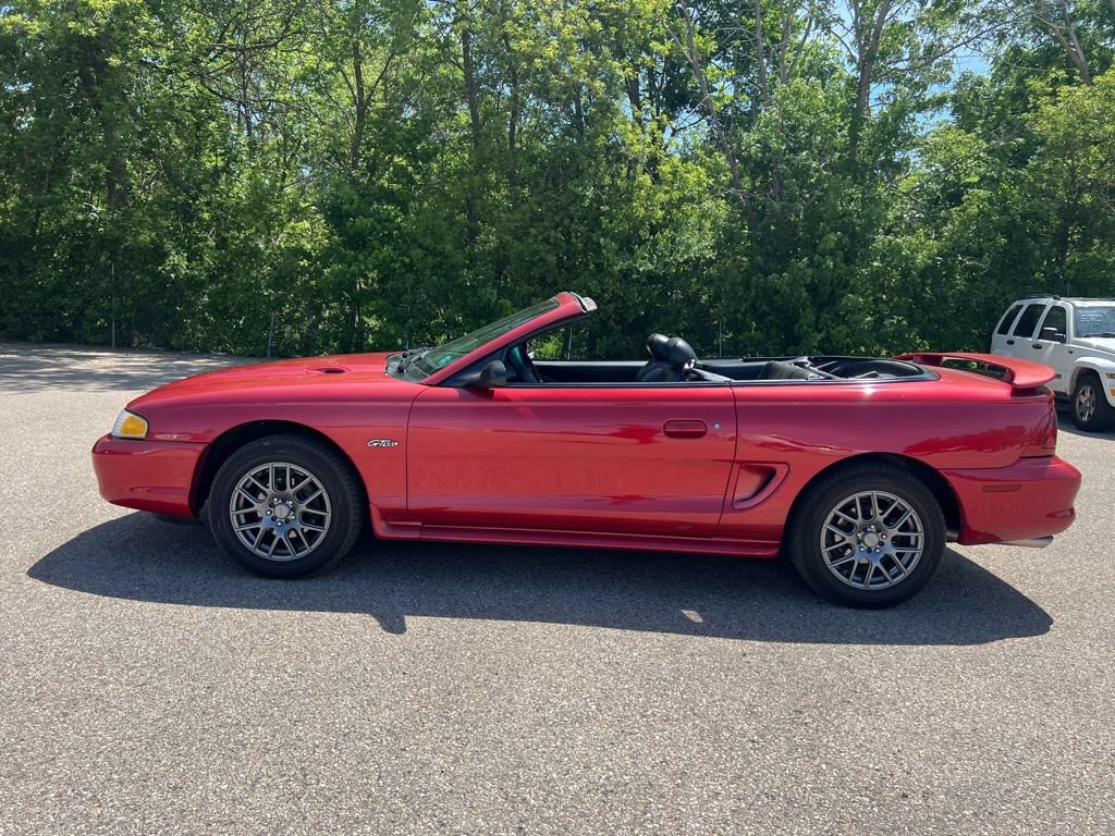 Used 1996 Ford Mustang GT RWD image 9