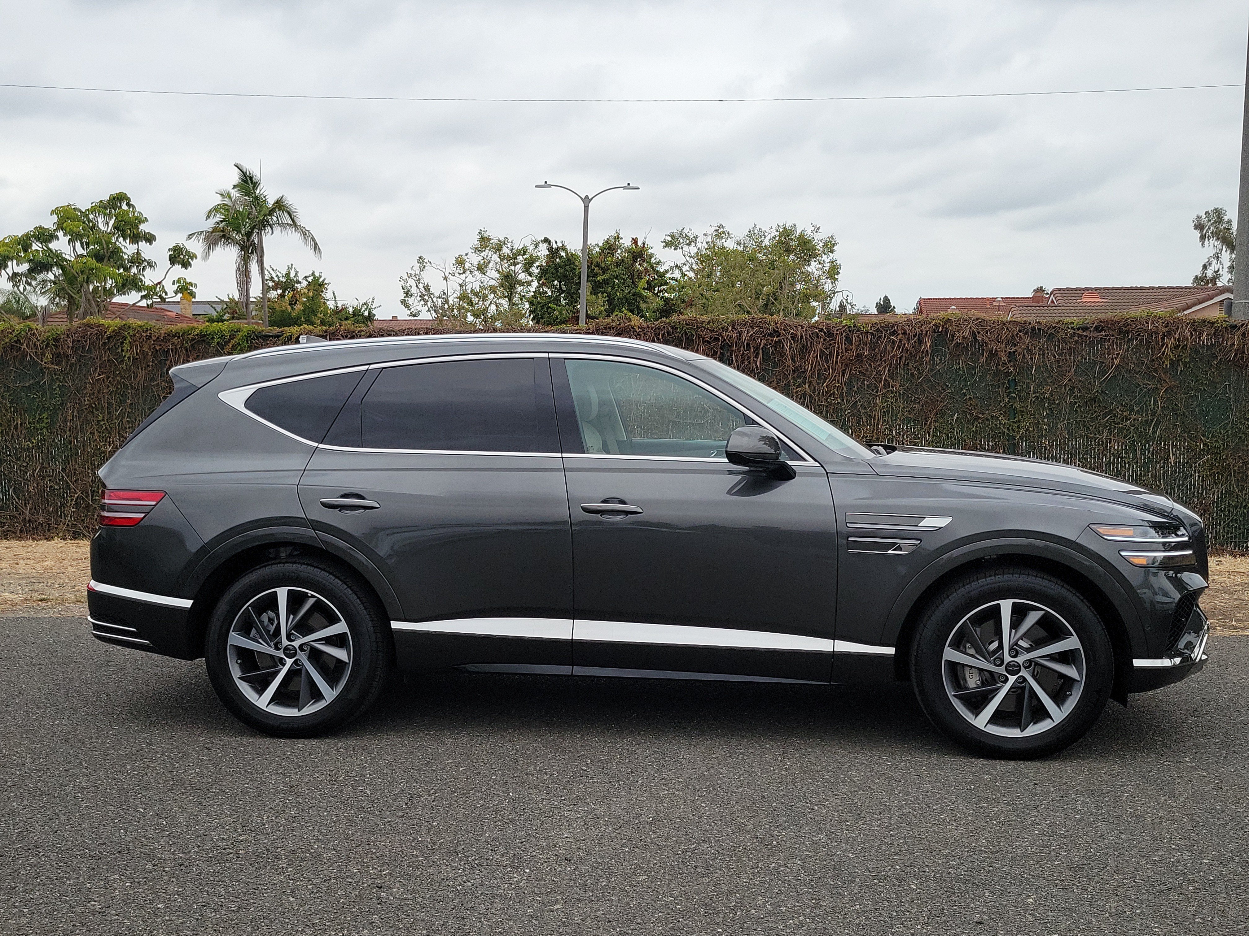 Certified 2026 Genesis GV80 2.5T Advanced AWD/4WD image 5