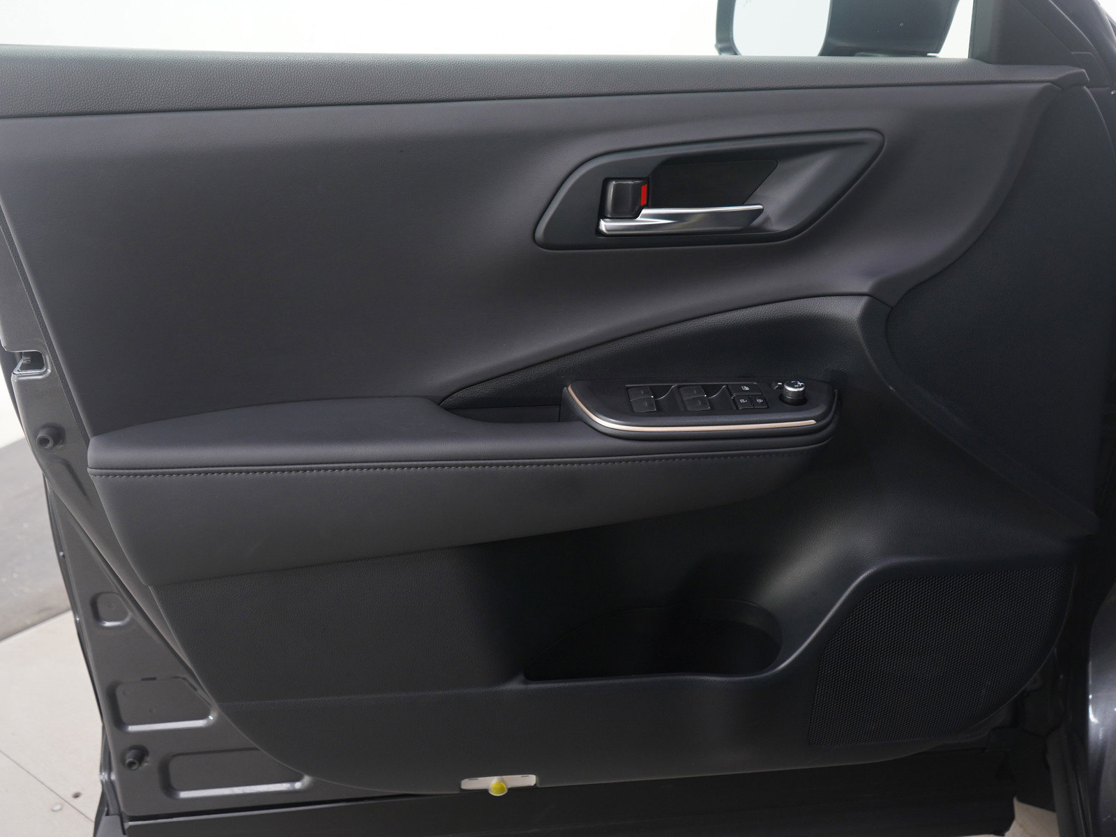 Used 2023 Toyota Crown XLE image 20