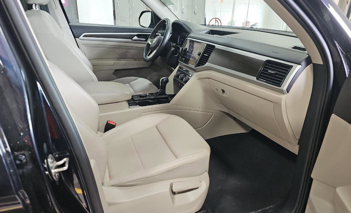 Used 2022 Volkswagen Atlas SE image 12