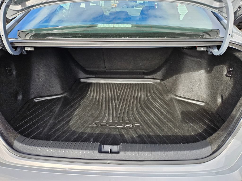Used 2023 Honda Accord Sport image 11