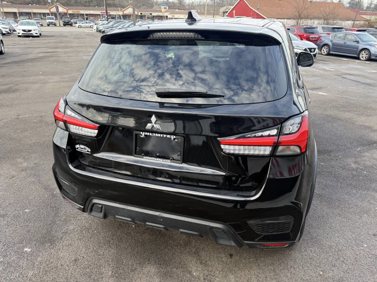Used 2024 Mitsubishi Outlander Sport ES image 9