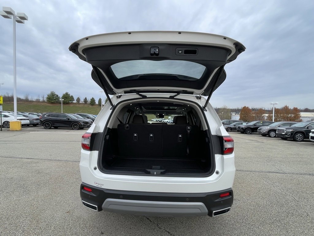 Used 2025 Honda Pilot Elite image 16