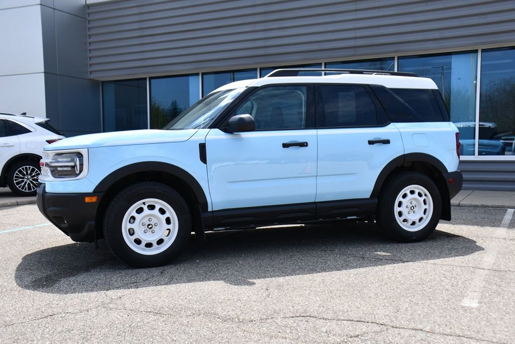 Used 2025 Ford Bronco Sport Heritage w/ Convenience Package AWD/4WD image 2