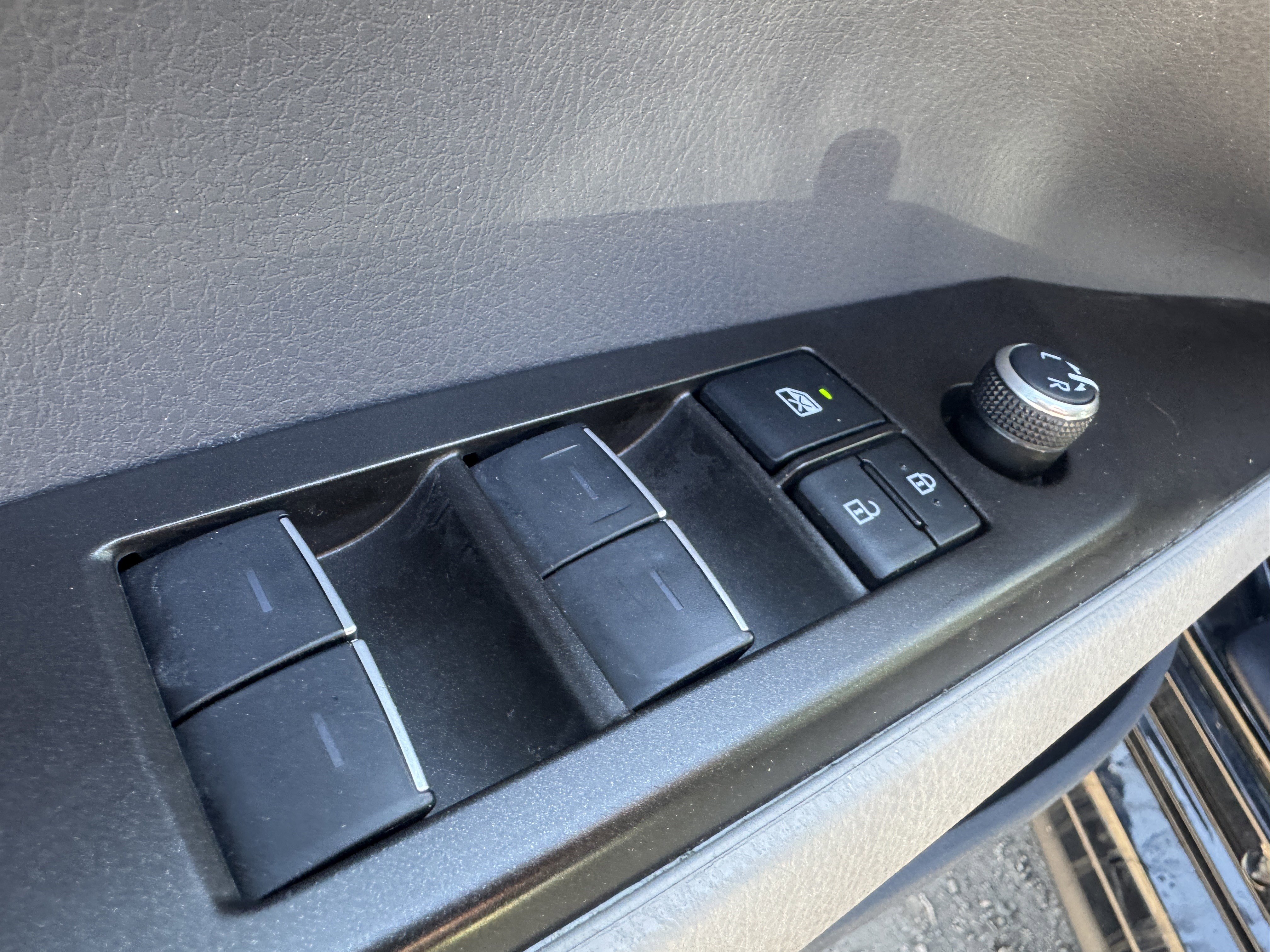 Used 2023 Toyota Camry XSE w/ TRD Appearance Package (TMS) image 10