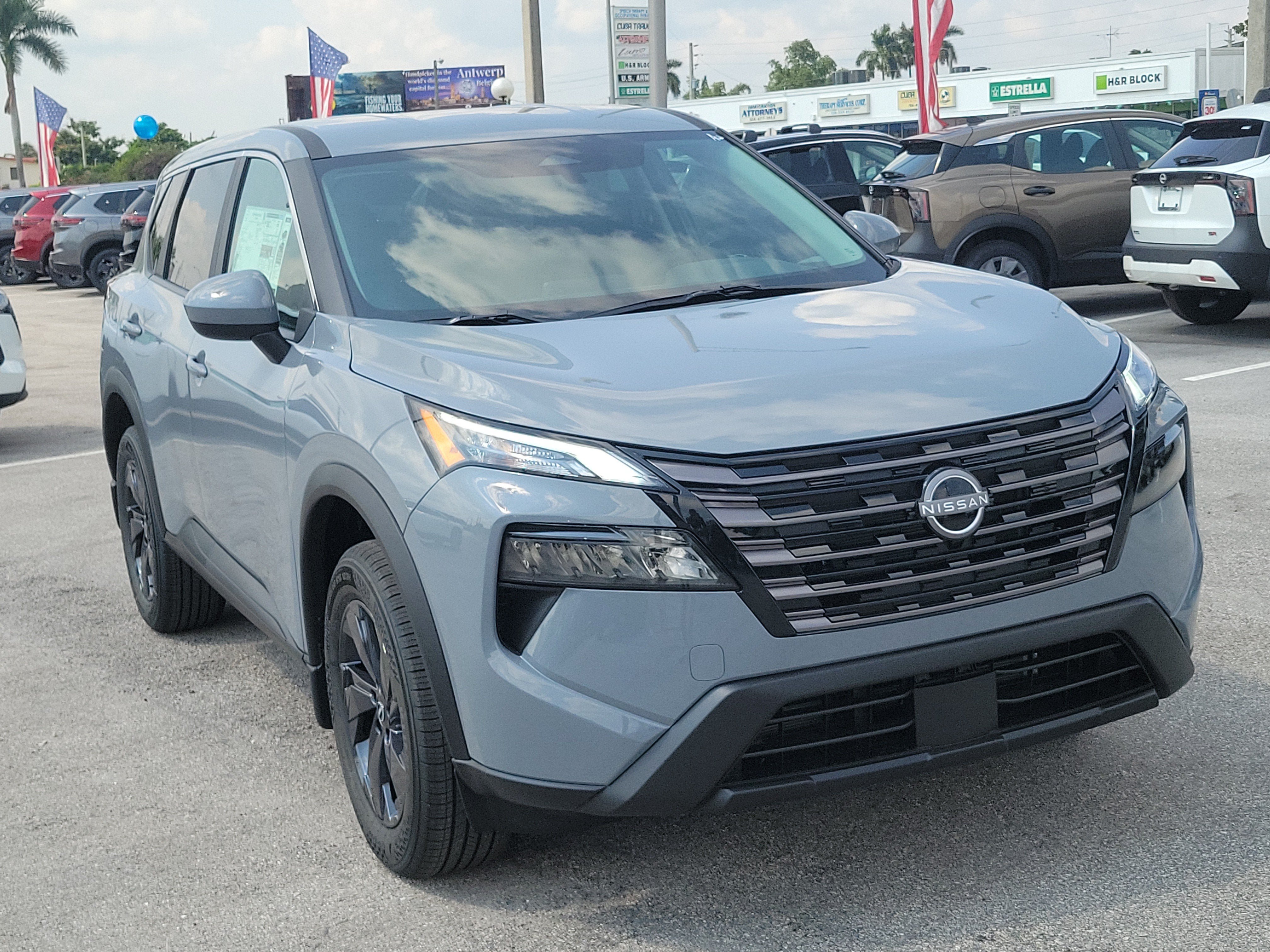 New 2027 Nissan Rogue SV FWD image 3
