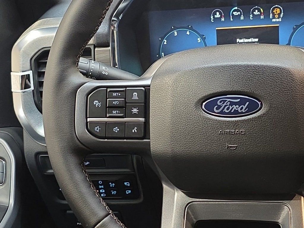 New 2026 Ford F150 Lariat w/ Equipment Group 502A High image 18