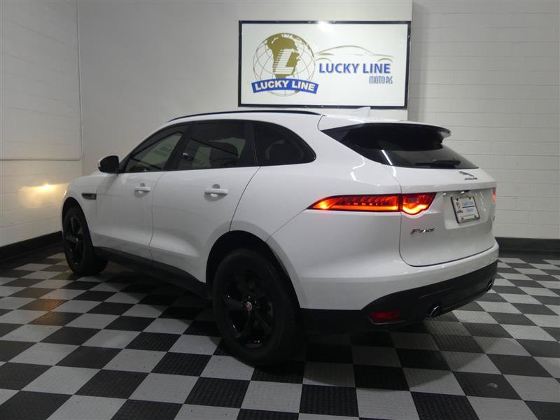 Used 2019 Jaguar F-PACE Premium AWD/4WD image 11