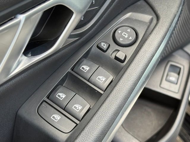 Used 2021 BMW 330i Sedan w/ Driving Assistance Package image 18